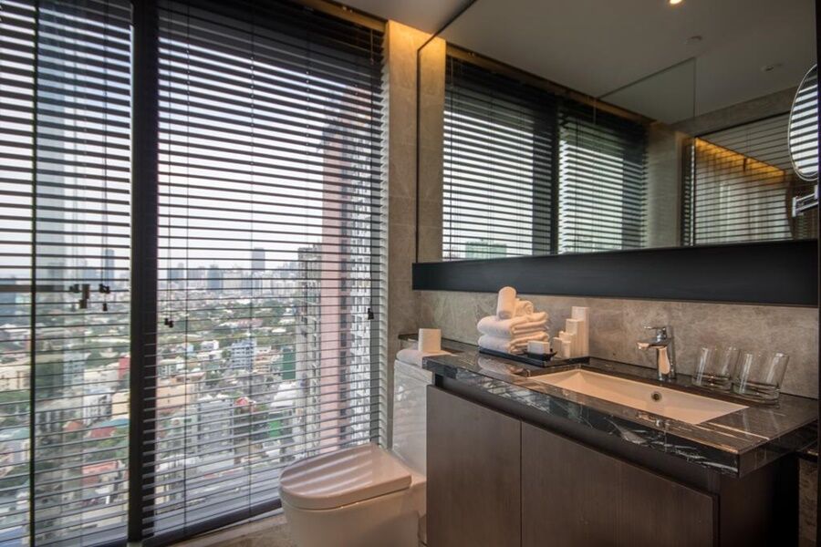 I'M Hotel - Multiple Use Hotel Makati City Exterior foto Venetian blinds
